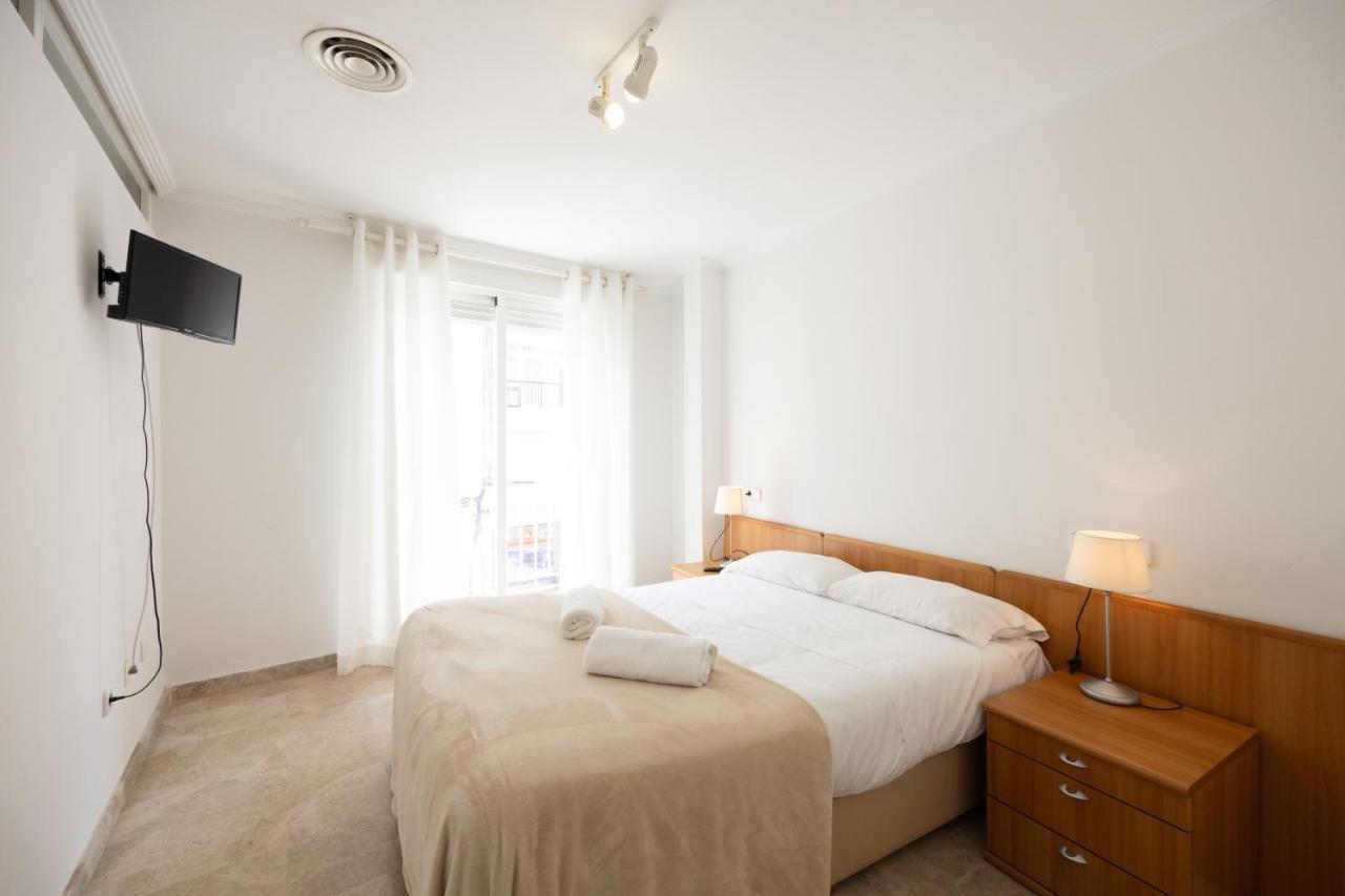 Apartamentos Turisticos Alba Картахена Екстер'єр фото